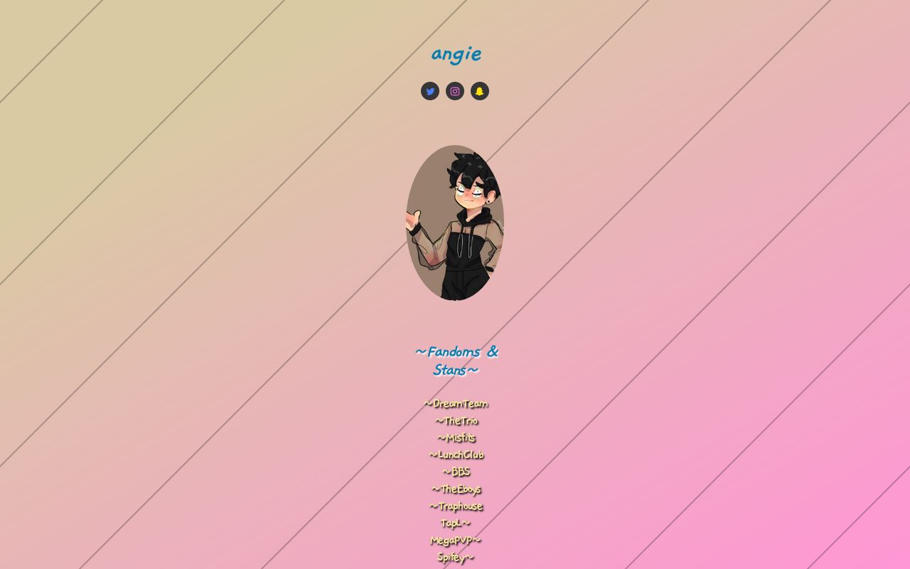 Carrd profile picture for @calms